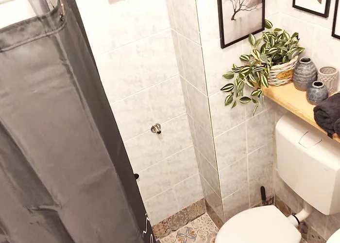 Charming For Two - Free Parking *